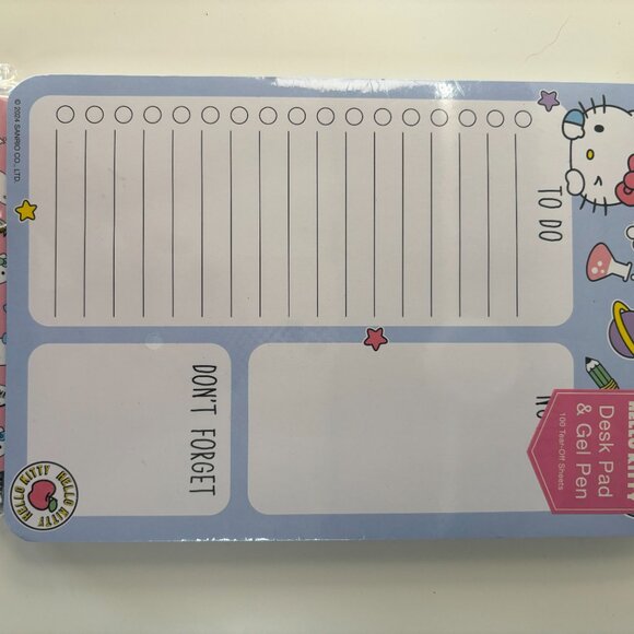 NEW Hello Kitty Desk Pad & Gel Pen - Picture 3 of 5